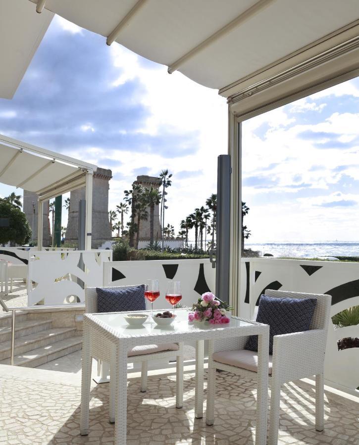 Piccadilly Rooms Restaurant And Beach Santa Maria al Bagno Eksteriør billede