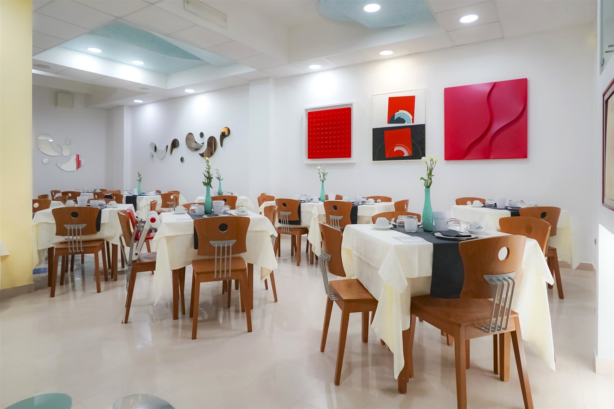 Piccadilly Rooms Restaurant And Beach Santa Maria al Bagno Eksteriør billede