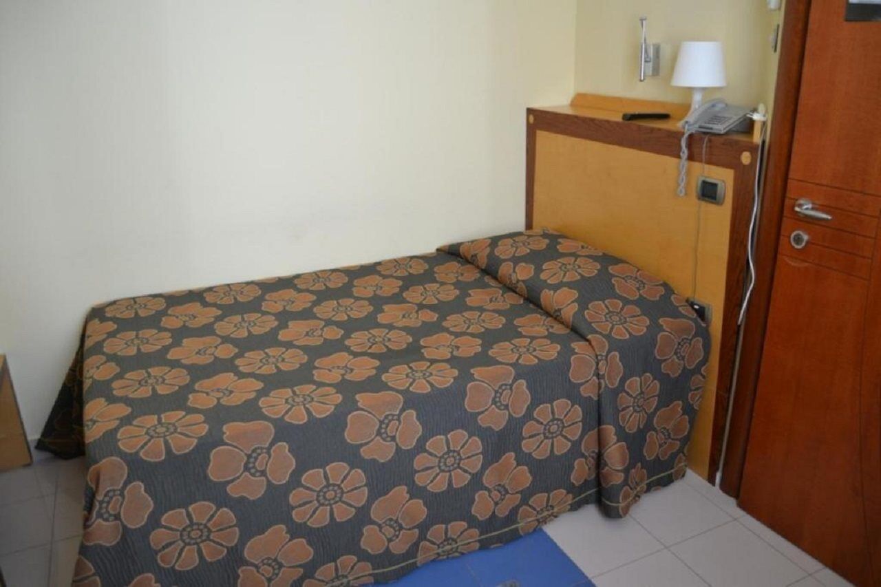 Piccadilly Rooms Restaurant And Beach Santa Maria al Bagno Eksteriør billede